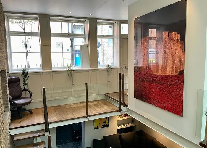 4 Floor Apartment In Covent Garden